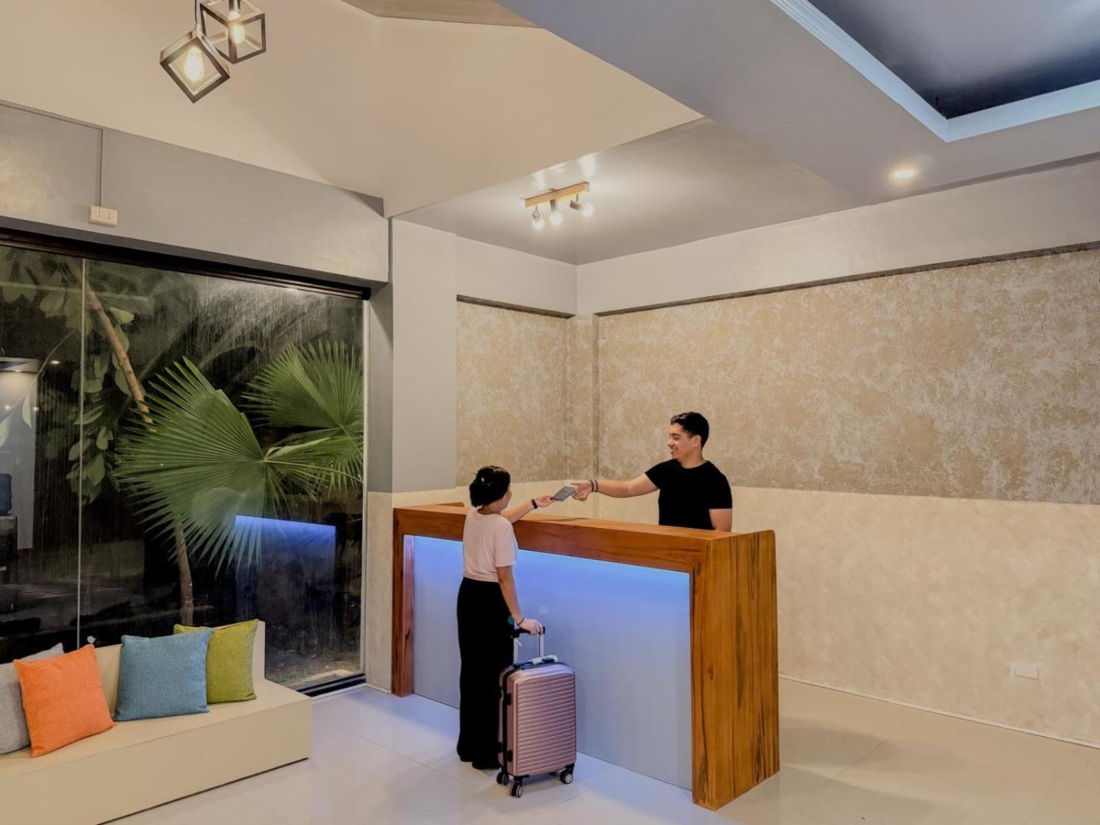 Goofy Ants Hostel Puerto Princesa Εξωτερικό φωτογραφία