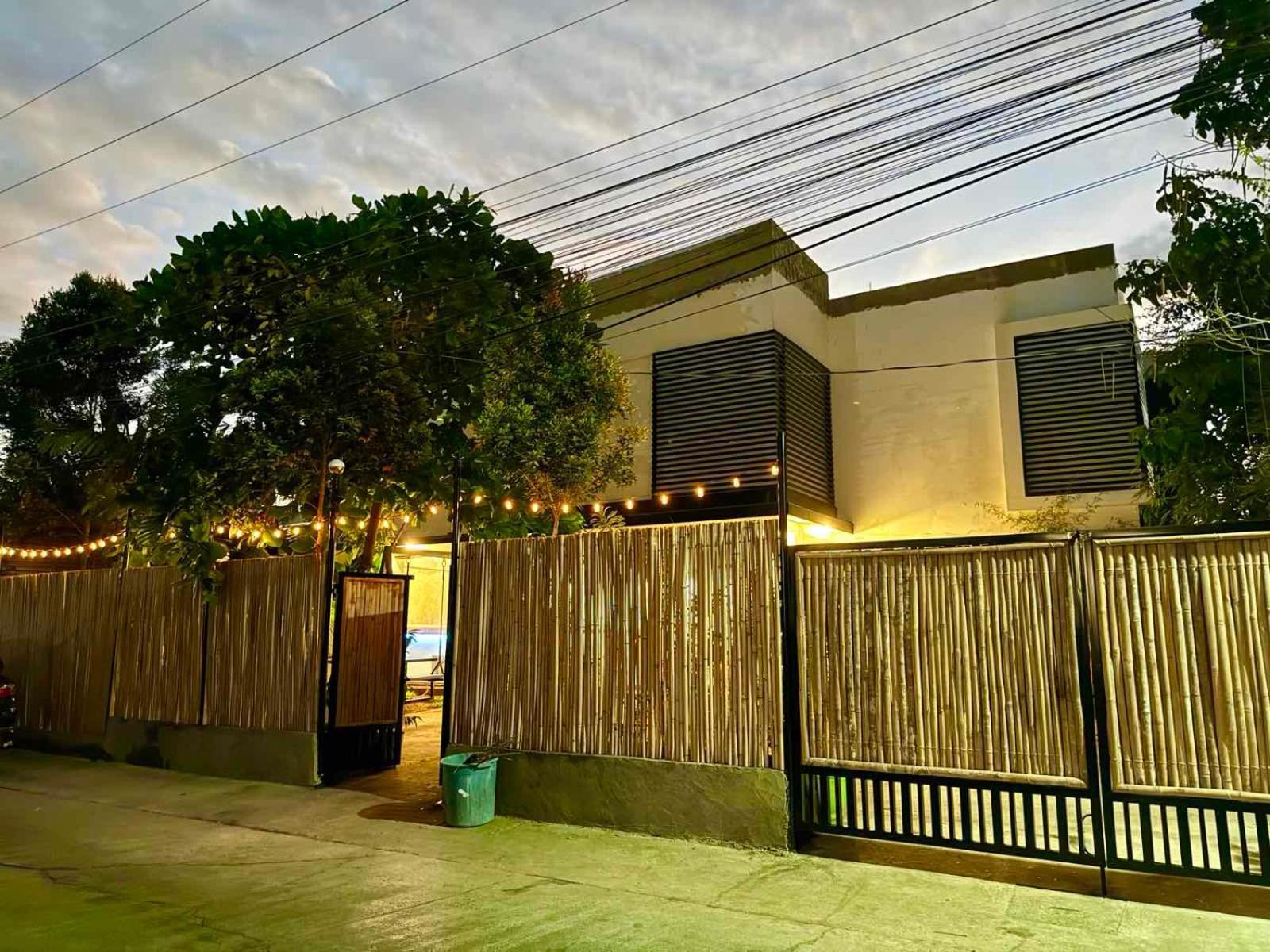 Goofy Ants Hostel Puerto Princesa Εξωτερικό φωτογραφία