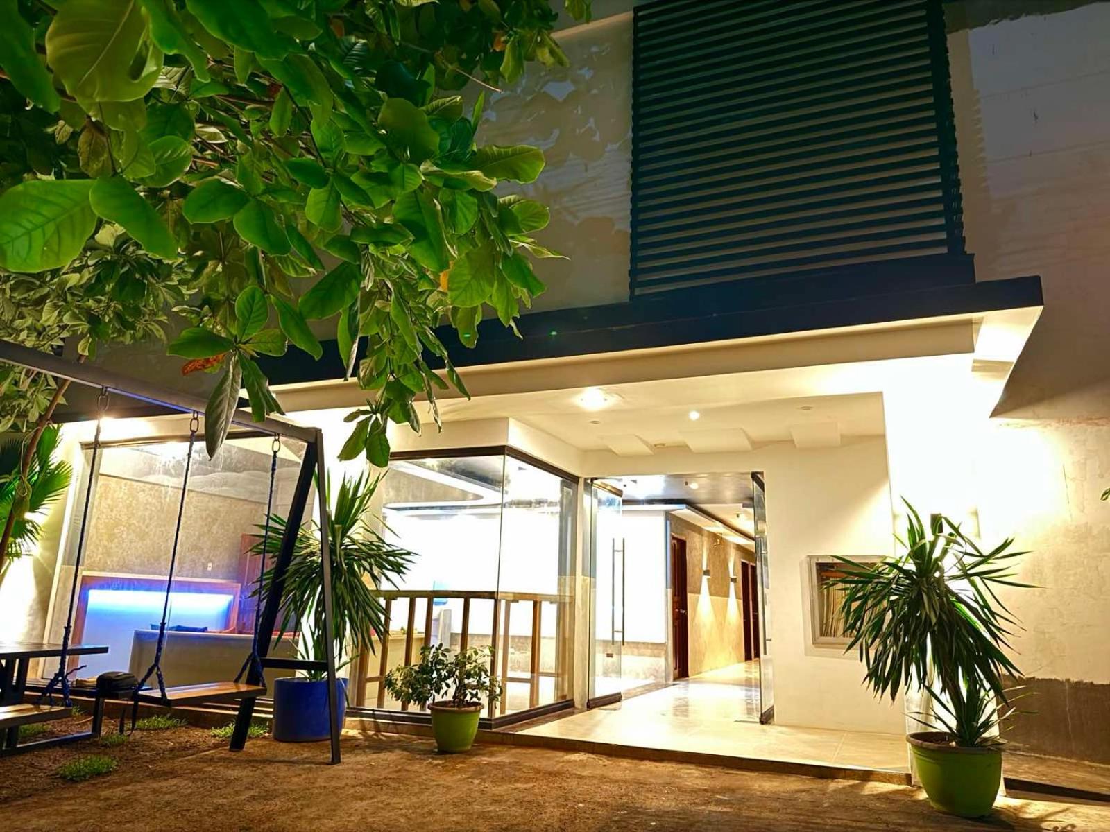 Goofy Ants Hostel Puerto Princesa Εξωτερικό φωτογραφία